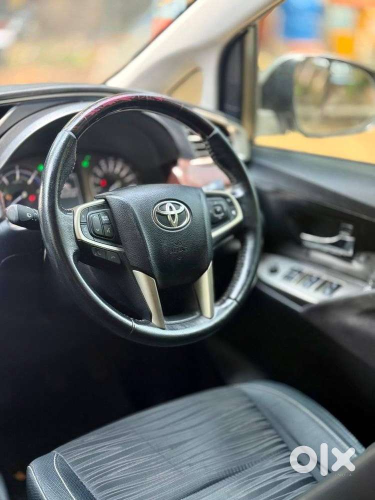 Toyota Innova Crysta 2.4 V 7 Str, 2018, Diesel