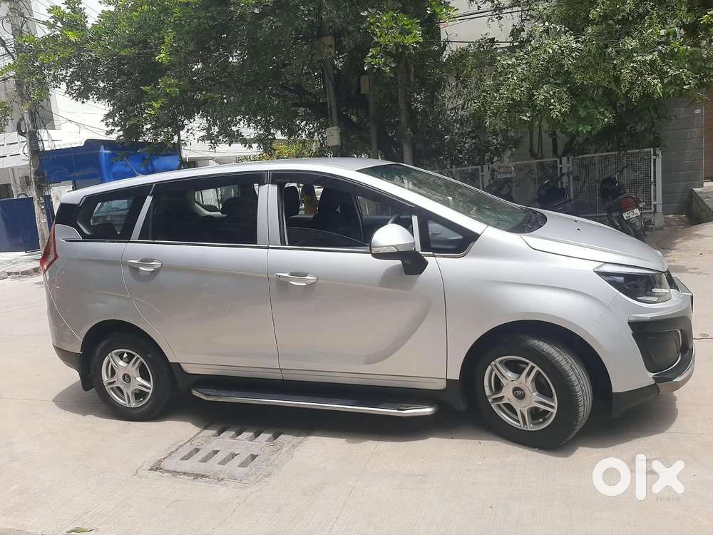Mahindra Marazzo M4, 2018, Diesel