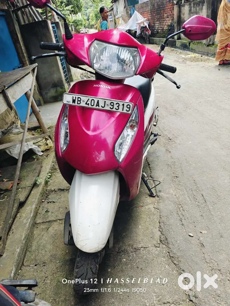 Activa Pink Scooty Activa Tvs Jupiter Scooty Price Activa 125 Cc
