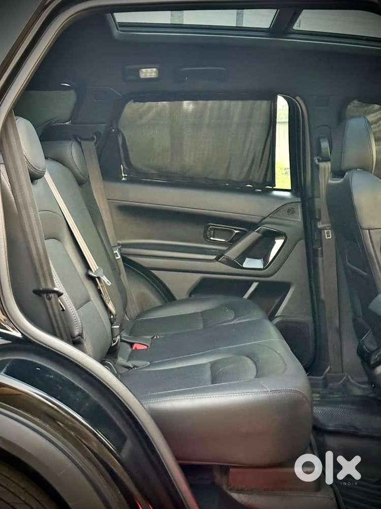 Tata Safari Adventure X Plus 7 Str Dark Edition At, 2025, Diesel