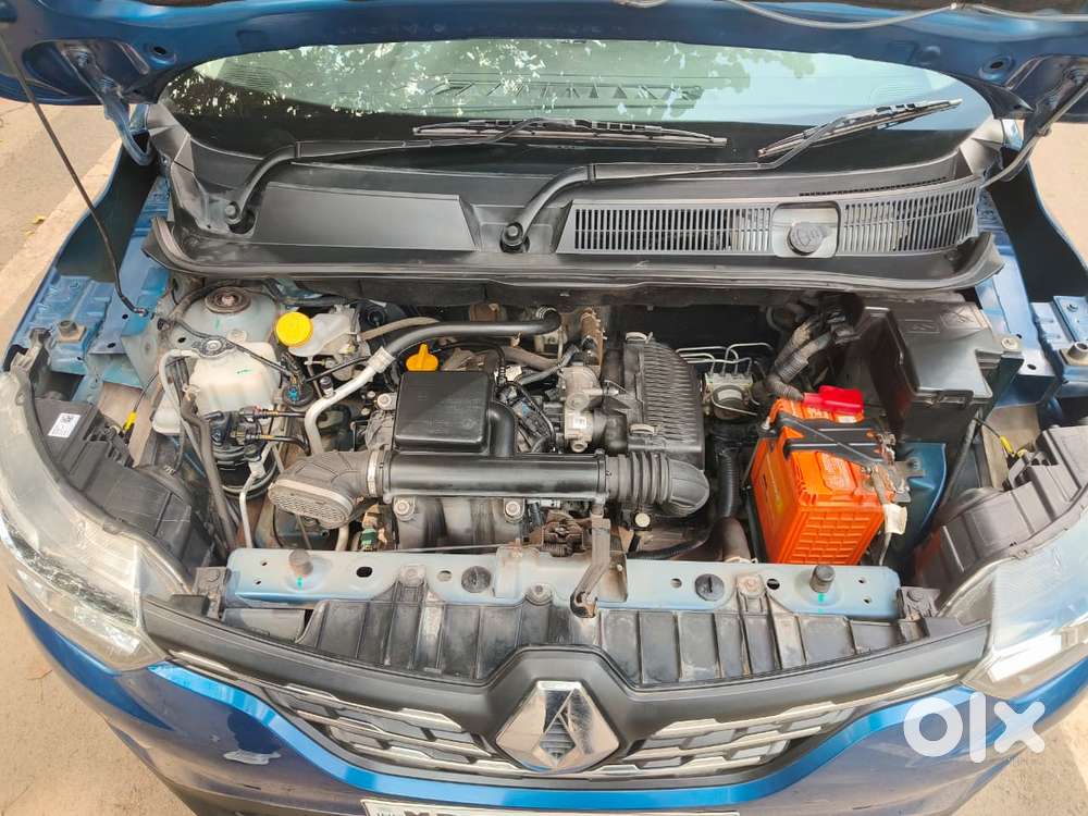 Renault Triber Rxz, 2022, Petrol