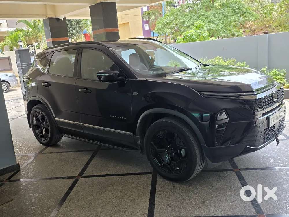 Tata Harrier Top End Fearless Dark Edition
