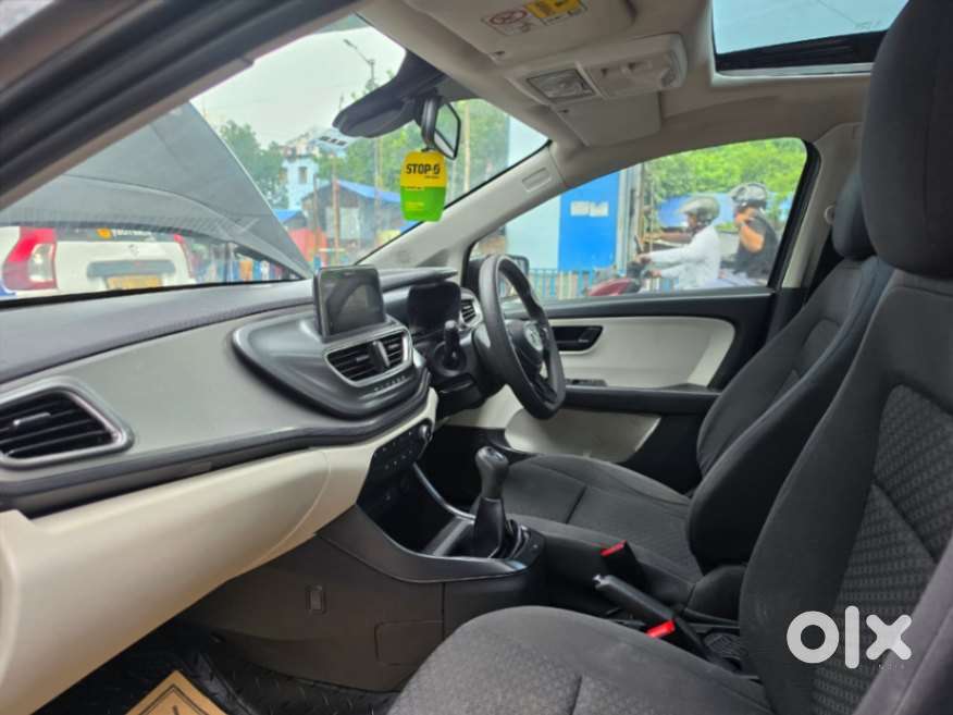 Tata Altroz Xm Plus (s), 2023, Petrol