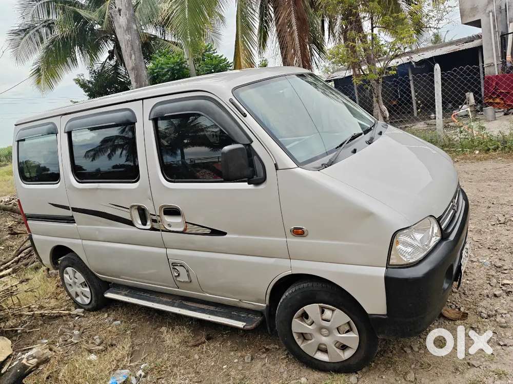 2019 मॉडेल-7 सीटर - Cng  Rc वर नोंद चांगला एवरेज - 1st Owner