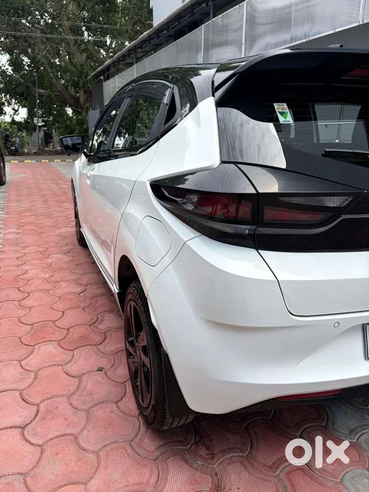 Tata Altroz Racer R2 1.2p Tc 6ab