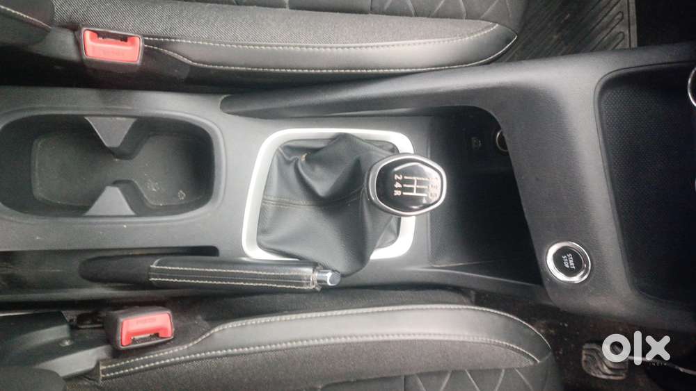 Nissan Magnite 1.0 Xv Premium Turbo, 2021, Petrol