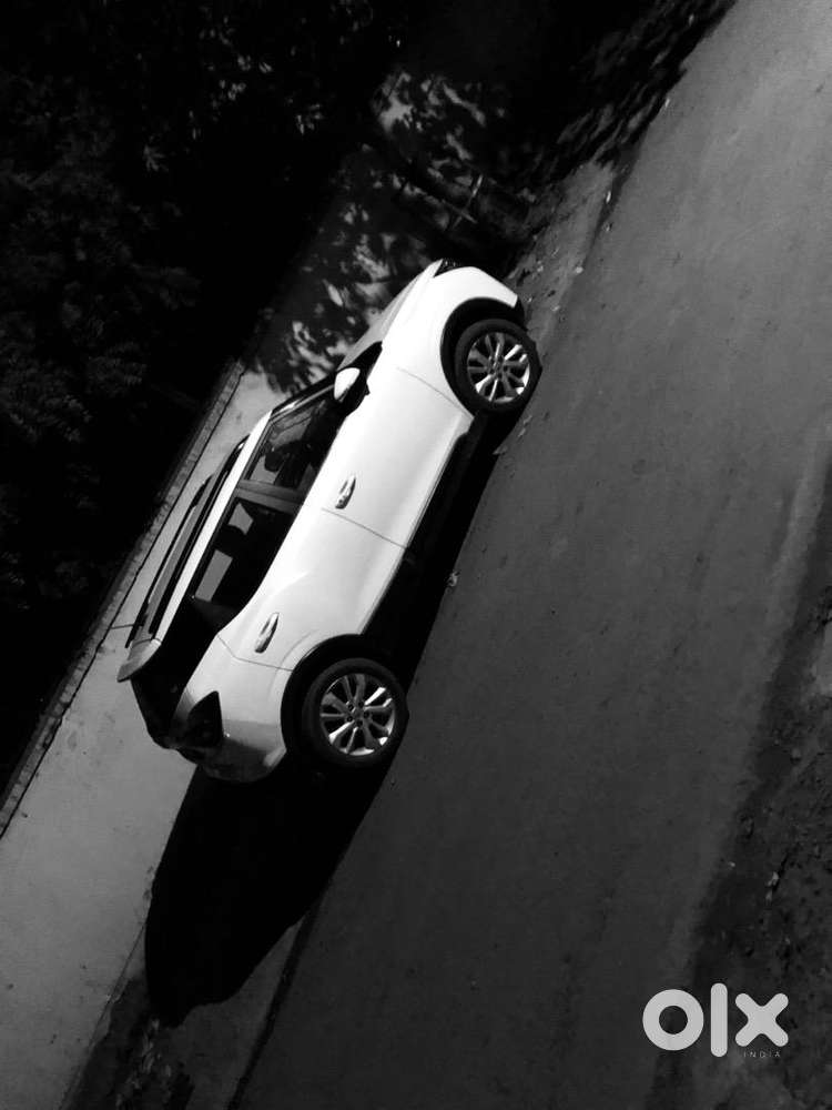 Mahindra Xuv300 2020 Diesel Well Maintained