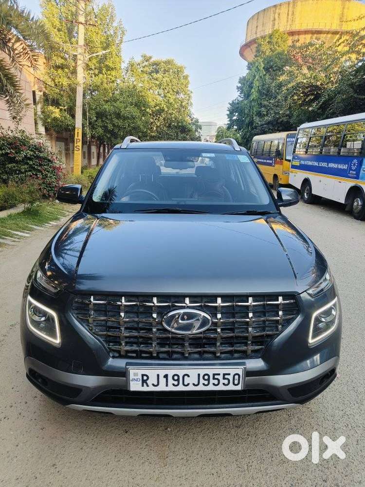 Hyundai Venue 1.0 Sx Turbo Dct, 2020, Petrol