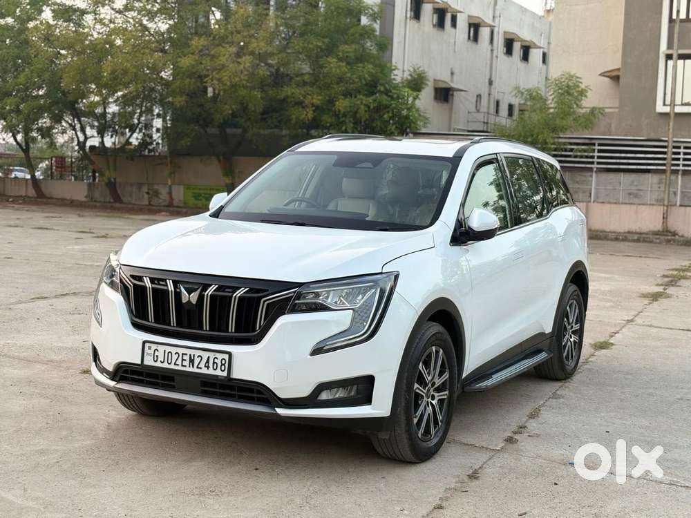 Mahindra Xuv700 2.2 Ax 7 Diesel Mt Luxury Pack Str, 2025, Diesel
