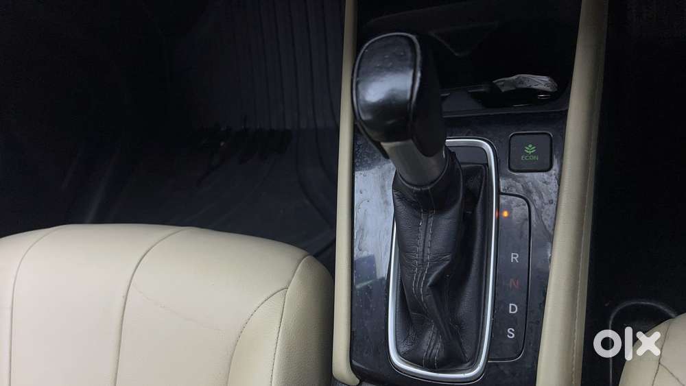 Honda City I-vtec Cvt Zx, 2021, Petrol