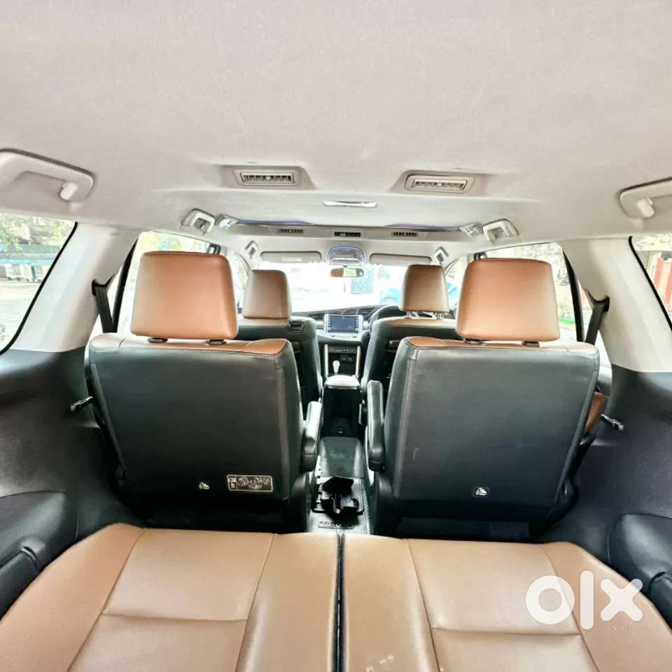 Toyota Innova Crysta [2020-ongoing] 2.4 Zx At 7 Str, 2021, Diesel