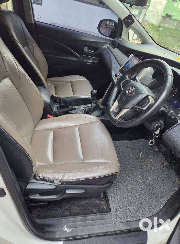 Toyota Innova Crysta 2.4 G Mt 7 Str, 2018, Diesel