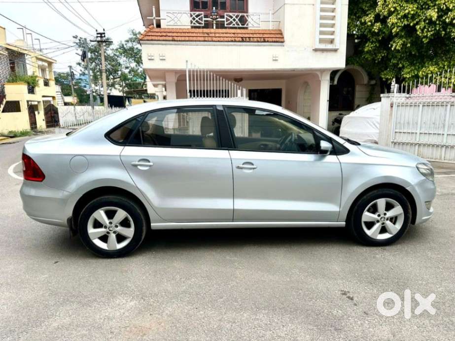 Skoda Rapid [2016-2020] 1.5 Style Plus Tdi At, 2016, Diesel