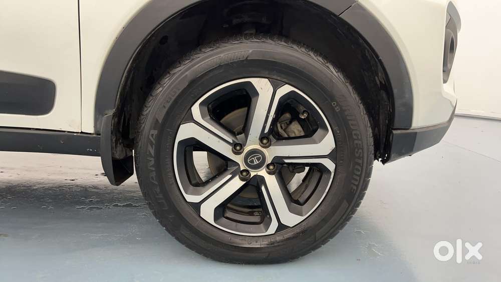 Tata Nexon 1.2 Revotron Xz Plus Premium, 2022, Petrol