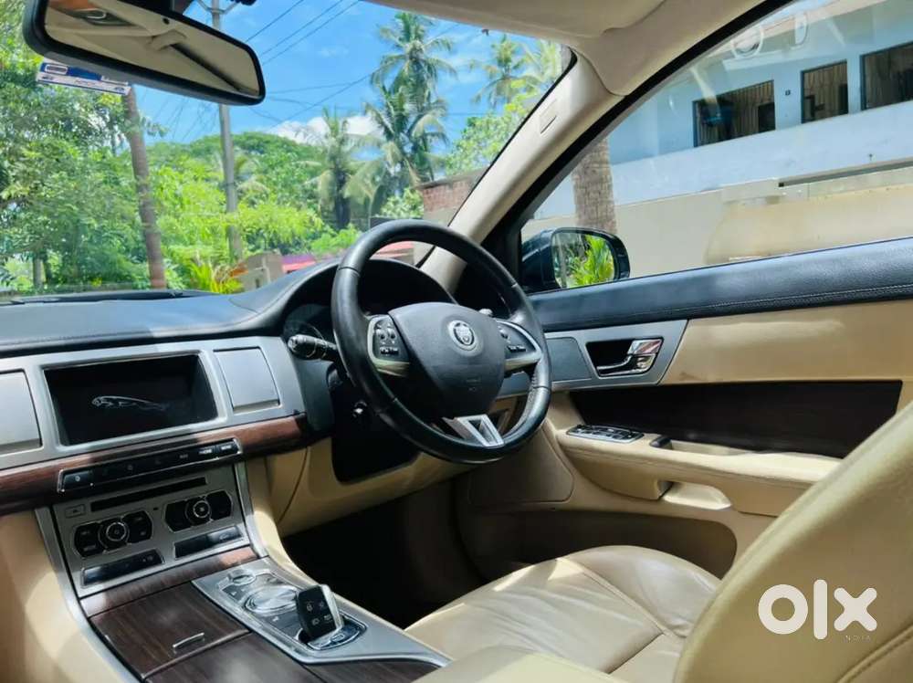 Jaguar Xf 2013 Diesel Well Maintained
