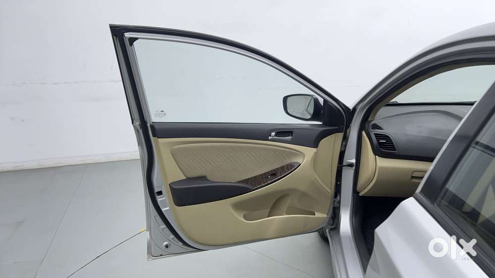 Hyundai Verna 2016-2017 1.6 Vtvt S, 2016, Petrol