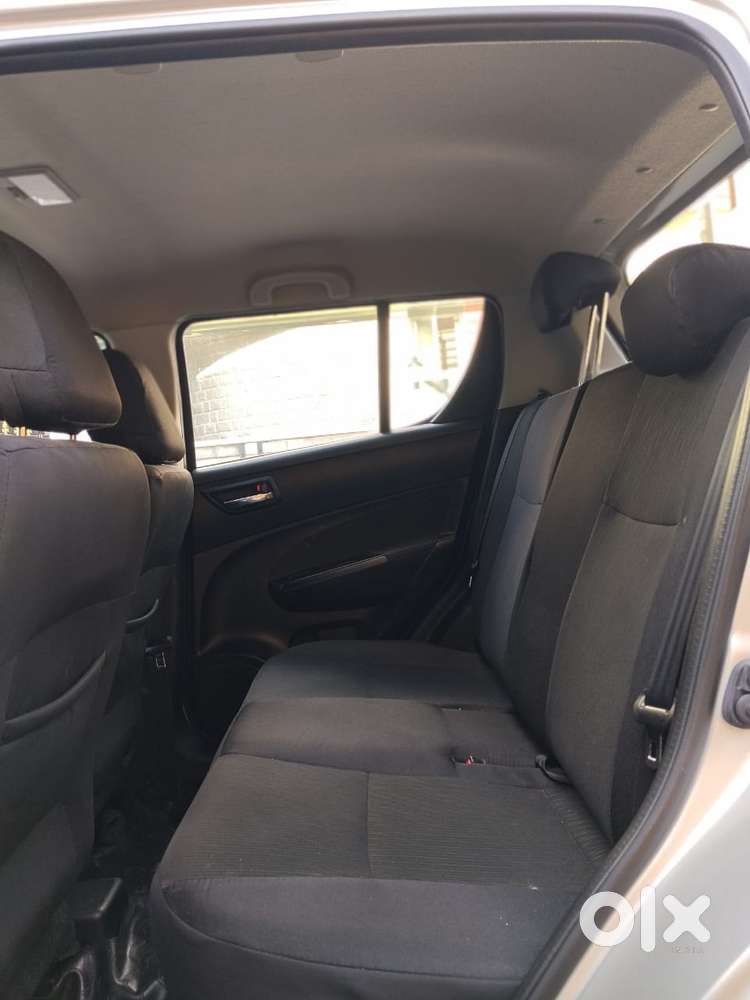 Maruti Suzuki Swift Vxi Optional, 2016, Petrol