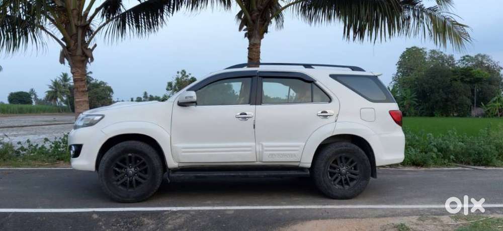 Toyota Fortuner 3.0 Ltd, 2015, Diesel