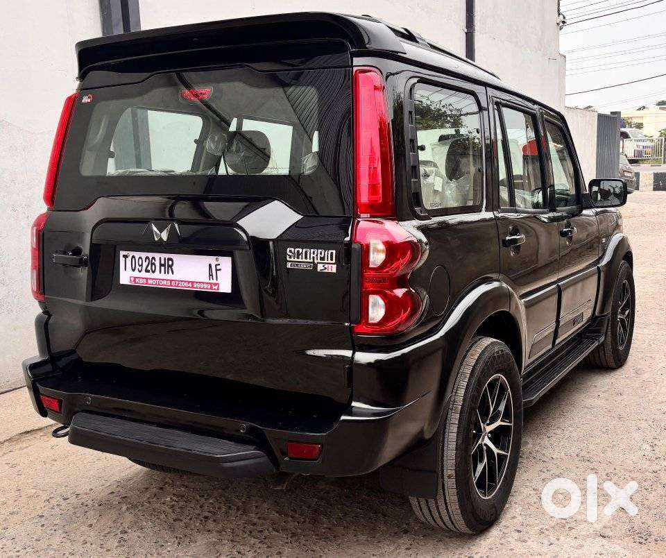 Mahindra Scorpio Classic, 2026, Diesel