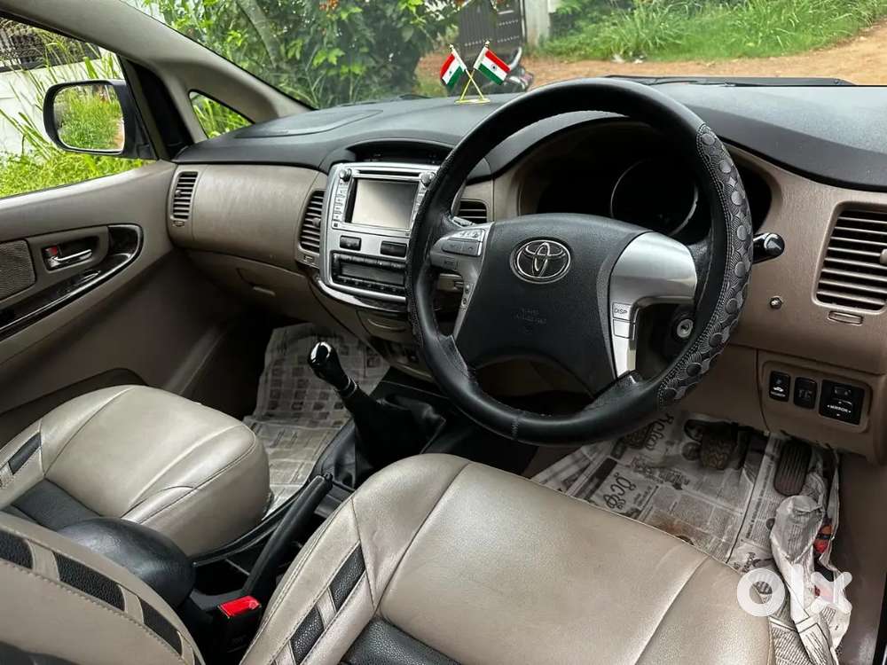 Toyota Innova 2015 Diesel Well Maintained