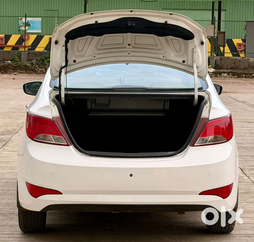 Hyundai Verna 1.6 Crdi At Sx, 2016, Diesel