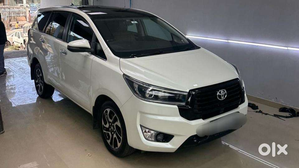 Toyota Innova Crysta 2.4 V, 2018, Diesel
