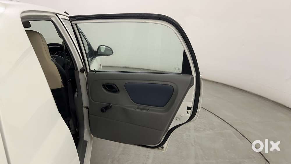 Maruti Suzuki Alto K10 2010-2014 Vxi, 2011, Petrol