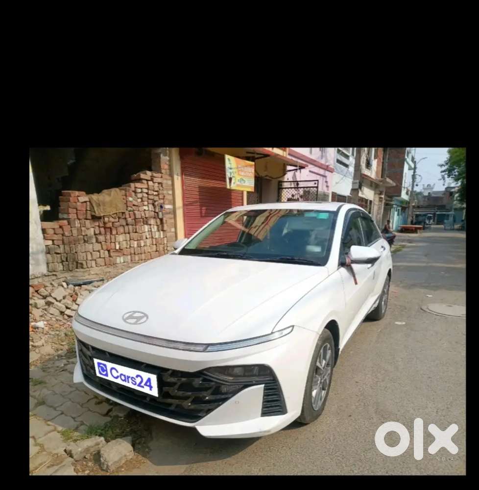 Hyundai Verna 2025 Petrol Well Maintained