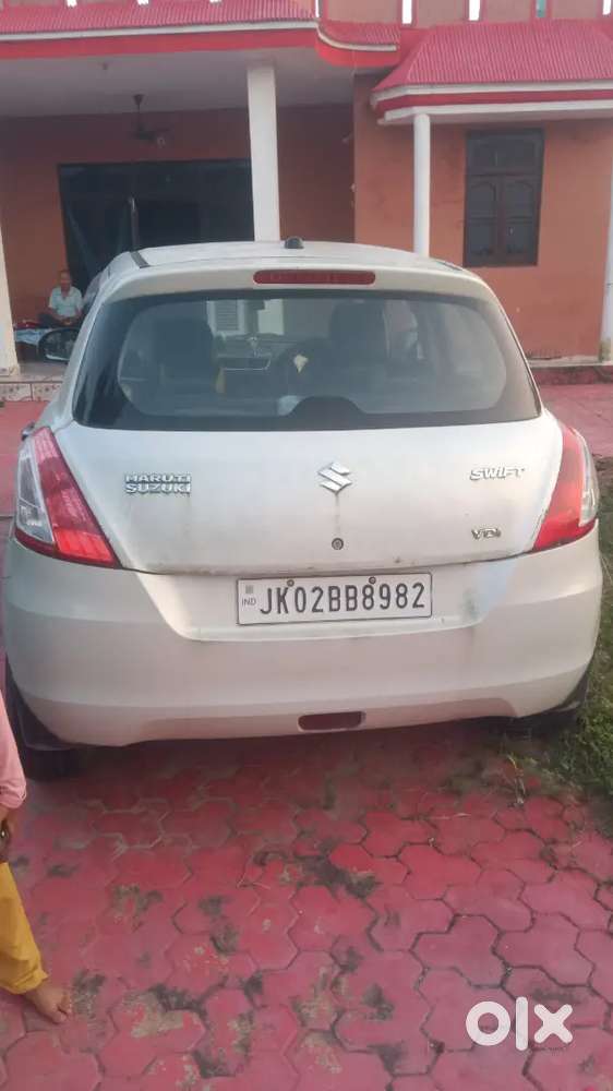 Maruti Suzuki Swift 2013 Diesel 98000 Km Driven