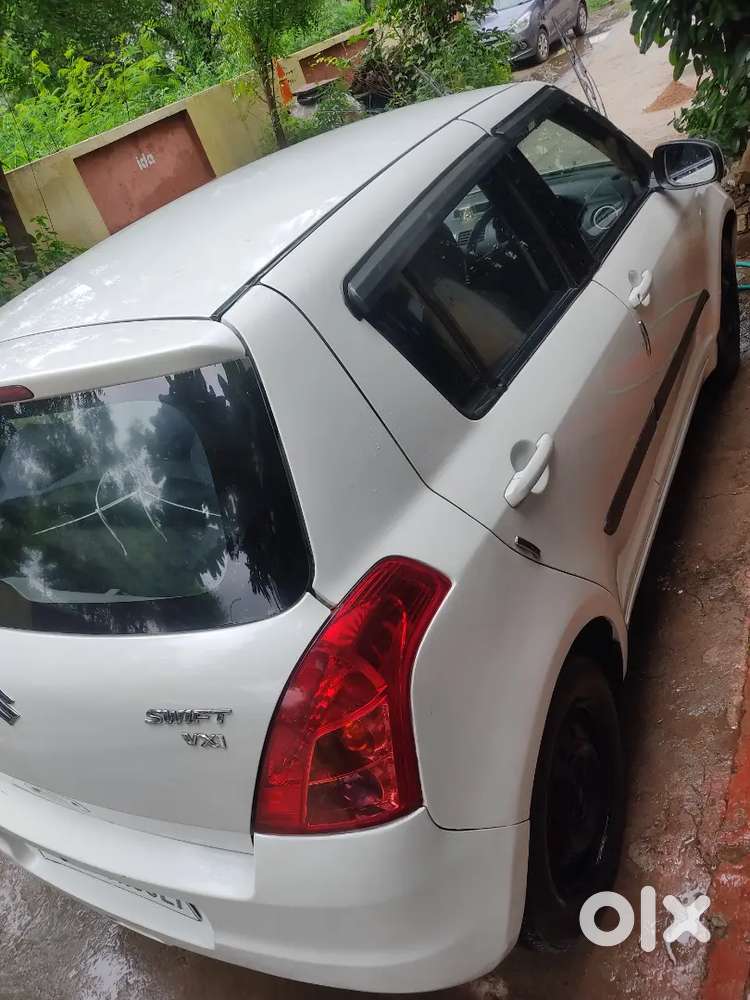 Maruti Suzuki Swift 2011 Vxi