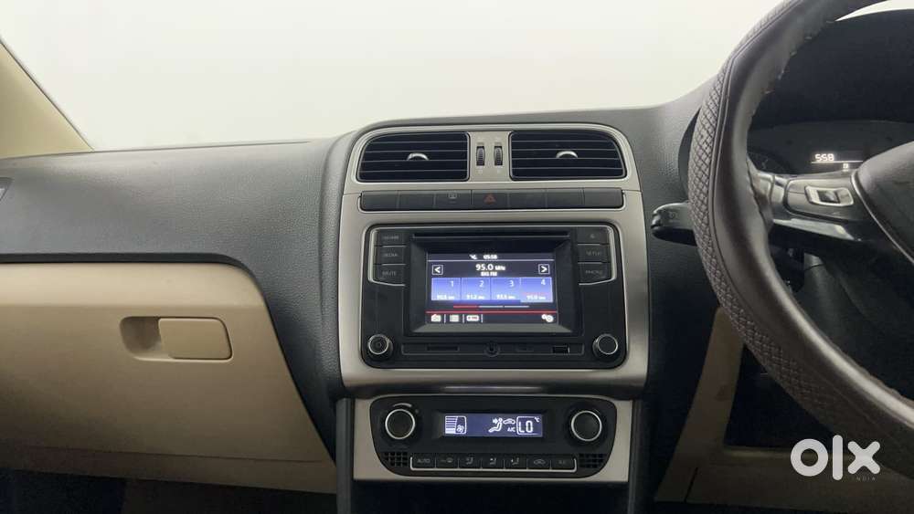 Volkswagen Polo 2009-2013 Petrol Highline 1.2l, 2016, Petrol