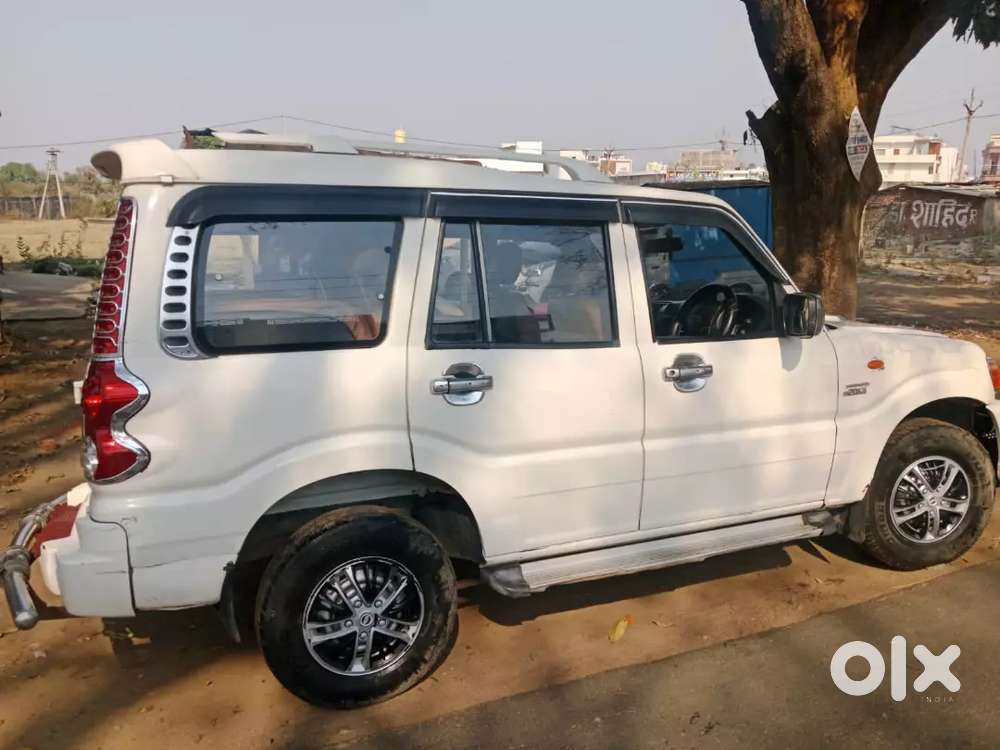 Mahindra Scorpio 2012 Variant