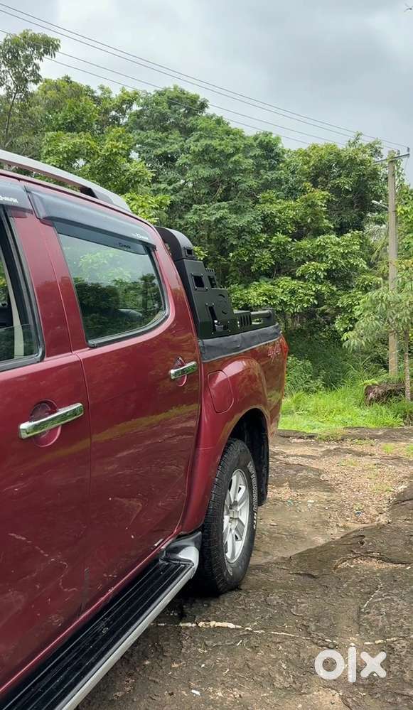 Isuzu D-max V-cross 2019 Diesel Manual
