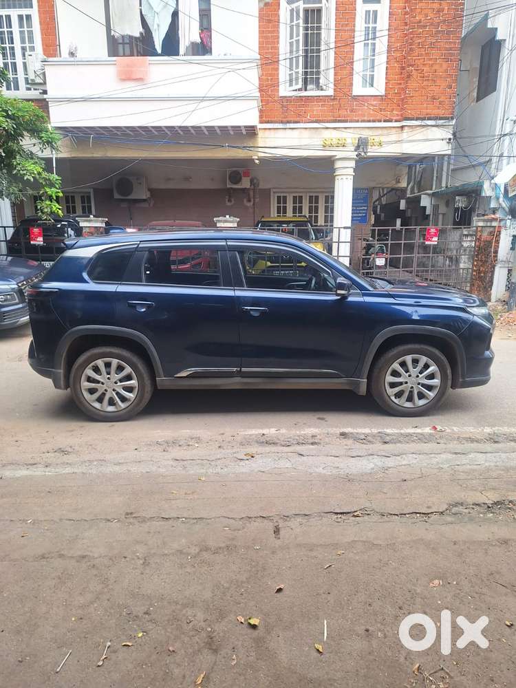 Maruti Suzuki Grand Vitara 1.5 Delta Smart Hybrid At, 2023, Petrol