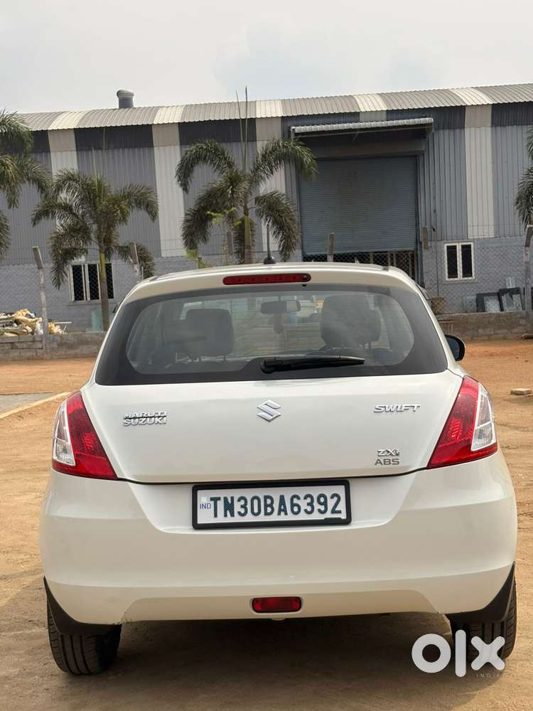 Maruti Suzuki Swift Zxi, 2014, Petrol