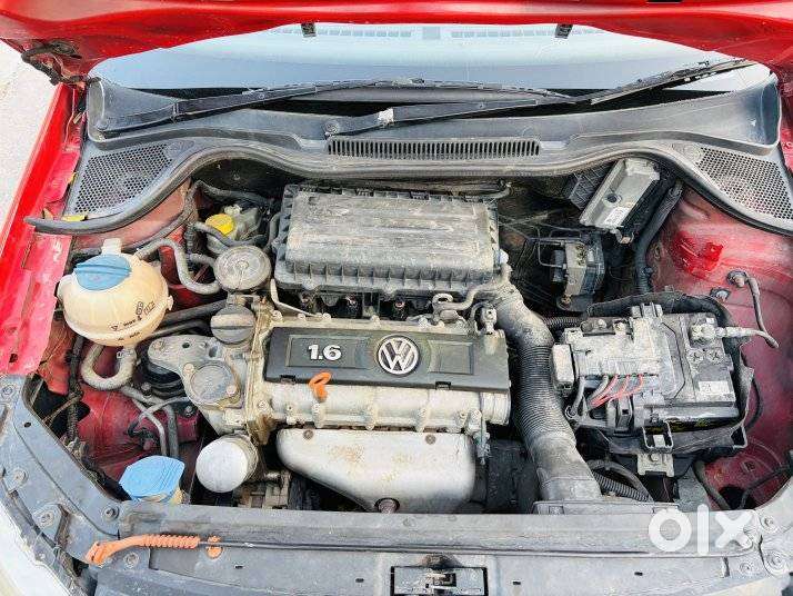 Volkswagen Vento 2010-2013 Petrol Highline, 2011, Petrol