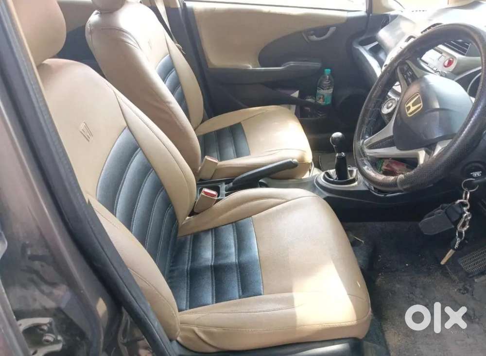 Honda Jazz Select 2012 Edition