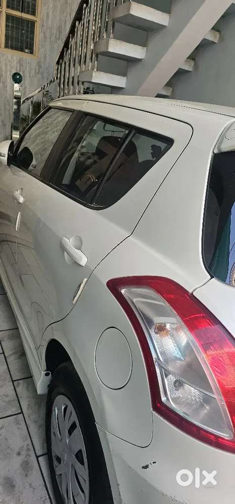 Maruti Suzuki Swift Vxi 2016modal All Original.new Tyr