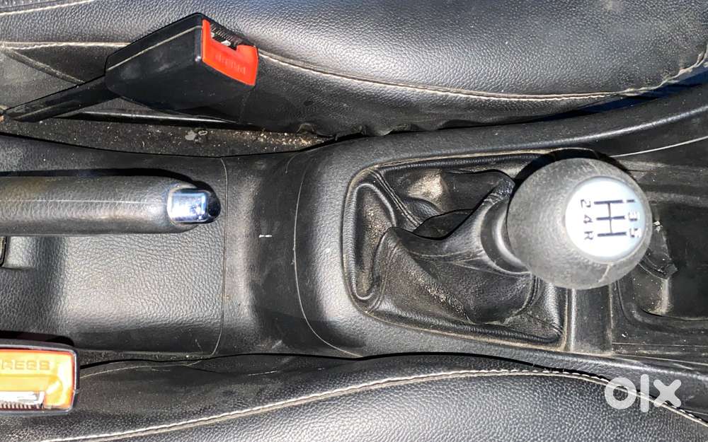 Maruti Suzuki Swift Vxi, 2015, Petrol