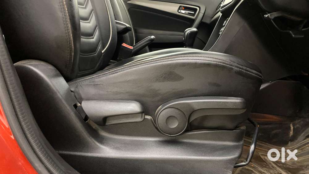 Maruti Suzuki Vitara Brezza Zdi Plus Amt Dual Tone, 2019, Diesel