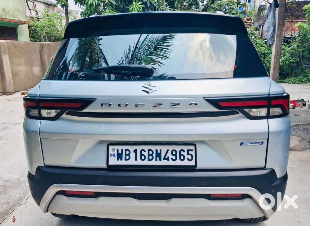 Maruti Brezza Petrol 2024