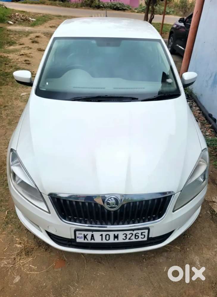 Skoda Rapid 2015 Diesel Well Maintained Mint Condition