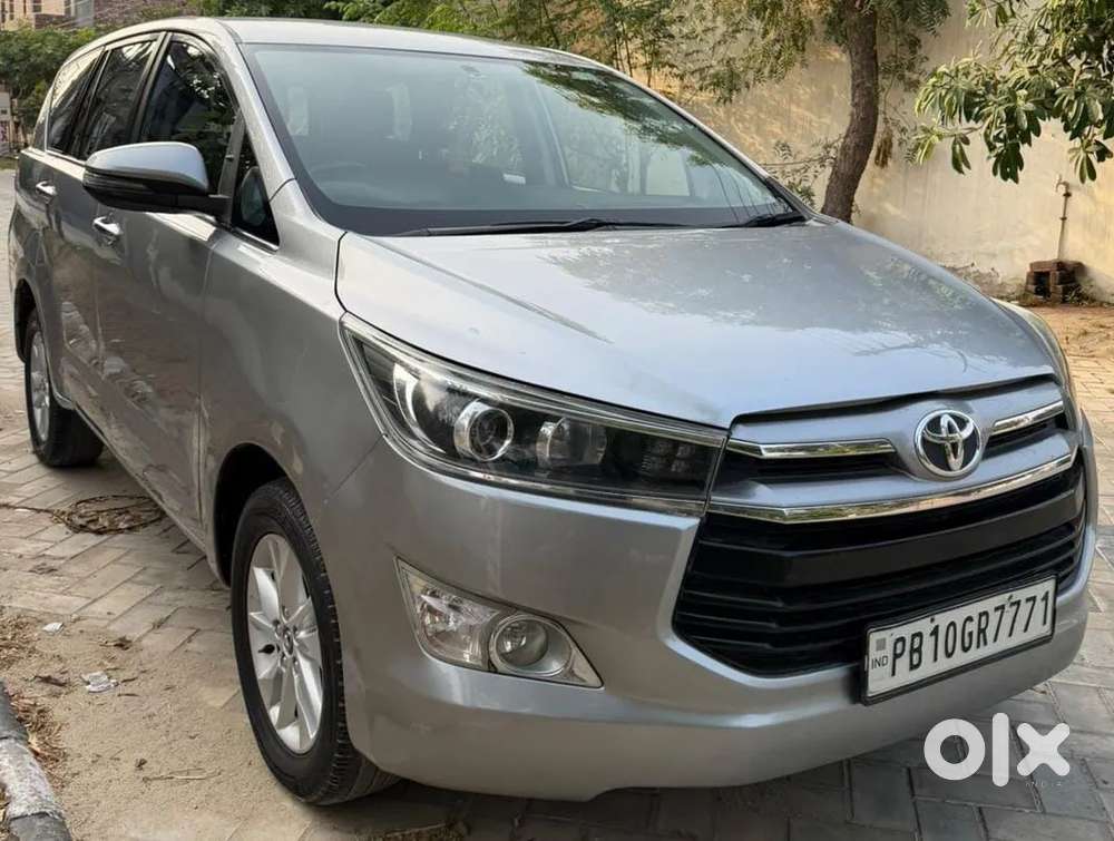 Toyota Innova Crysta 2.4 V 7 Str, 2017, Diesel
