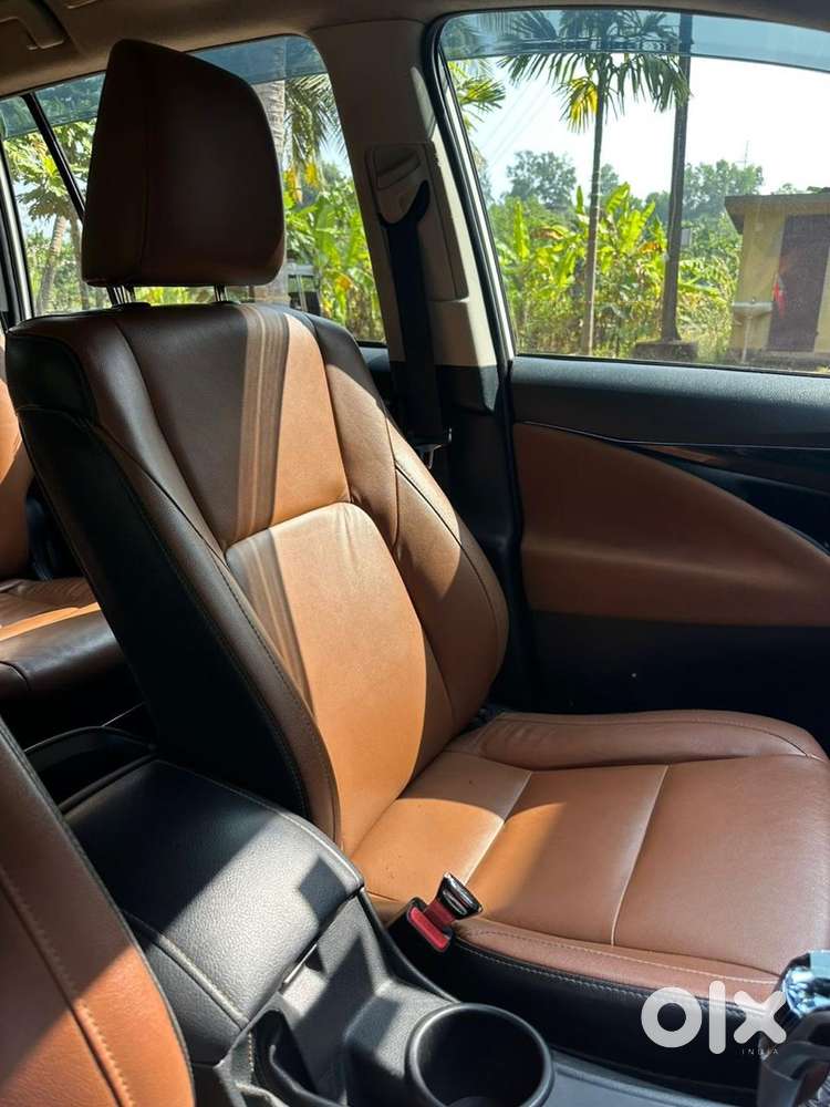 Toyota Innova Crysta Diesel 2016