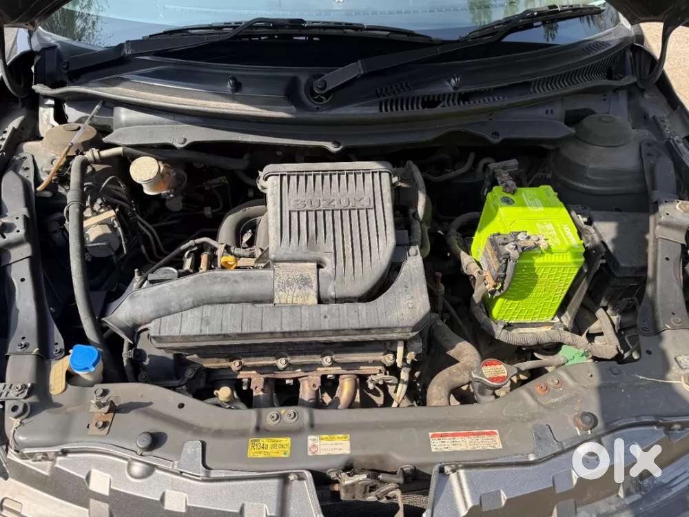 Maruti Suzuki Swift Dzire Amt Vxi, 2016, Petrol