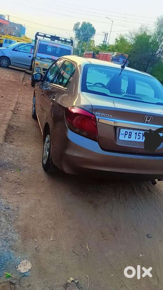 Honda Amaze 2014 Diesel 142000 Km Driven