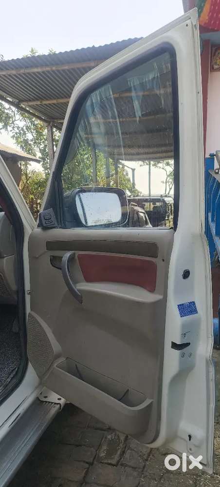 Mahindra Scorpio 2014