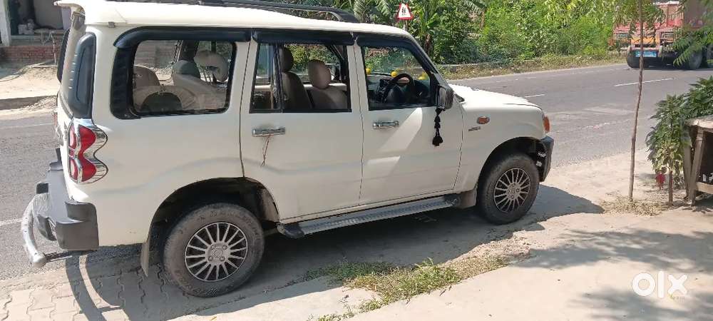 Mahindra Scorpio 2013 Diesel 100000 Km Driven