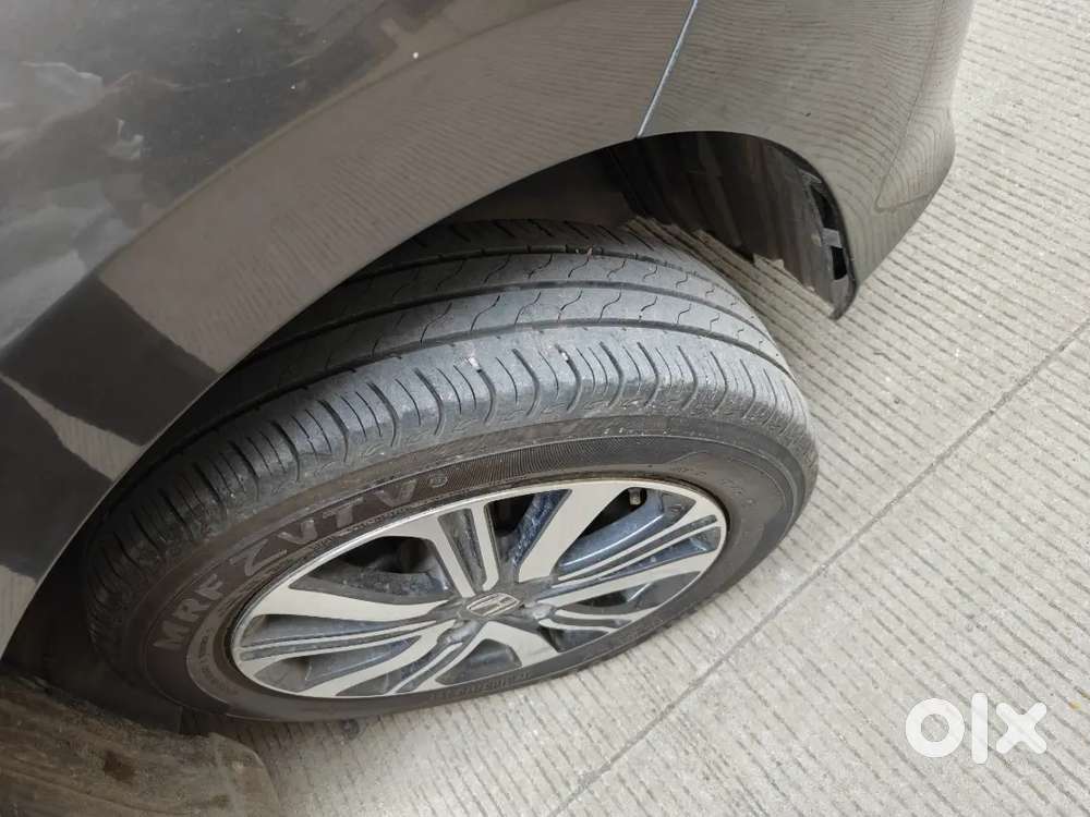 Honda Amaze 2023 Petrol Well Maintained