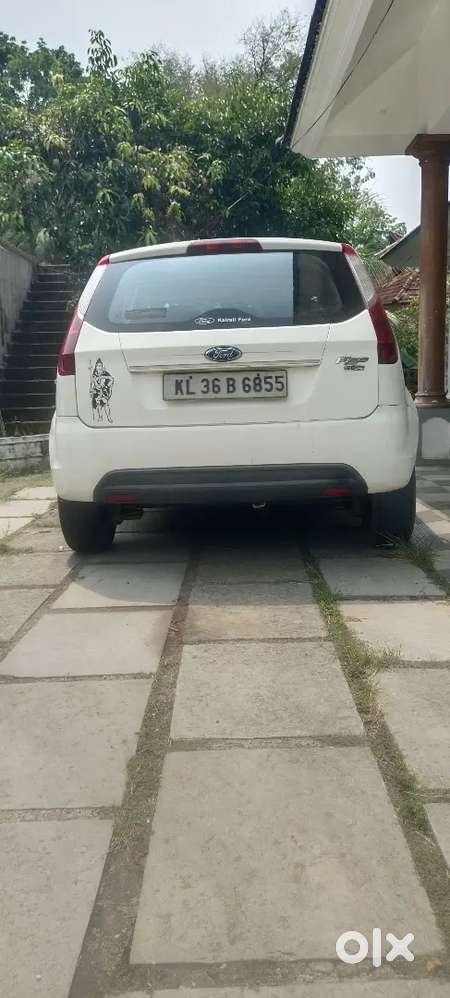 Ford Figo 2011 Diesel 132000 Km Driven